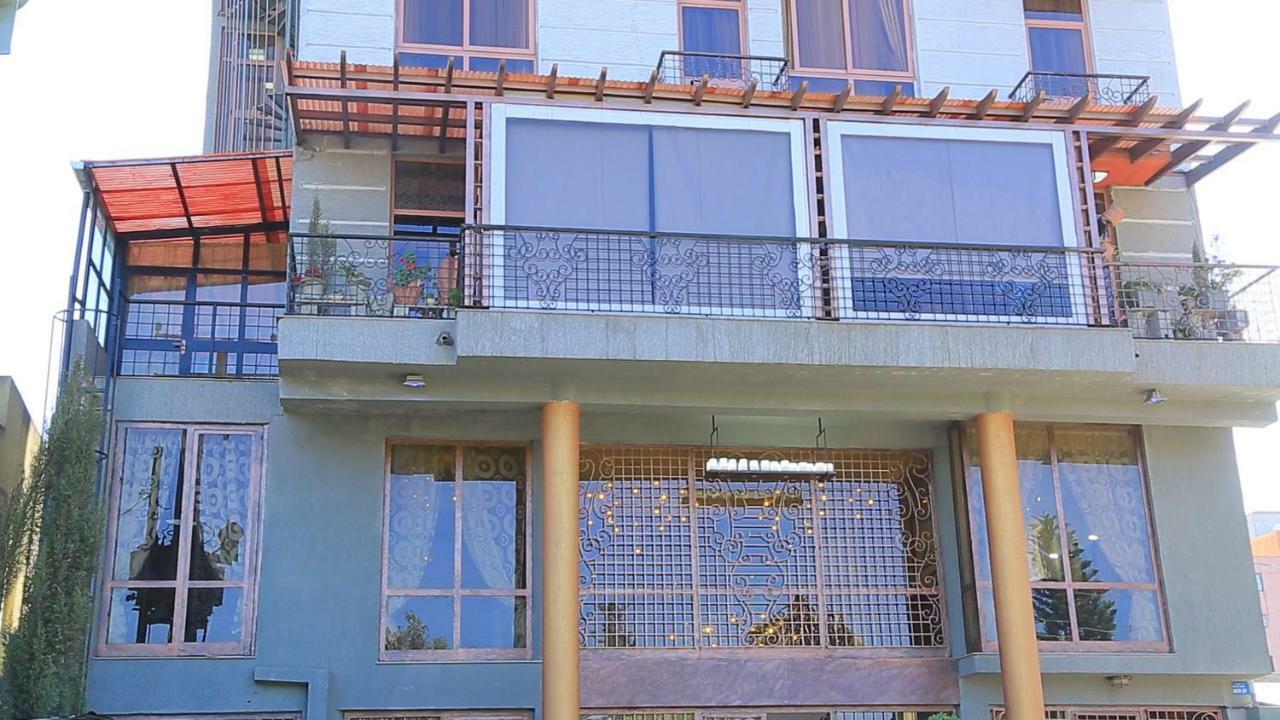 Zigzag Hotel And Spa Addis Ababa Exterior foto